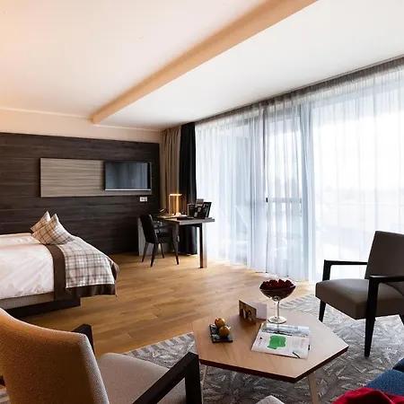 Bio- Und Wellnesshotel Alpenblick Hotel 4*