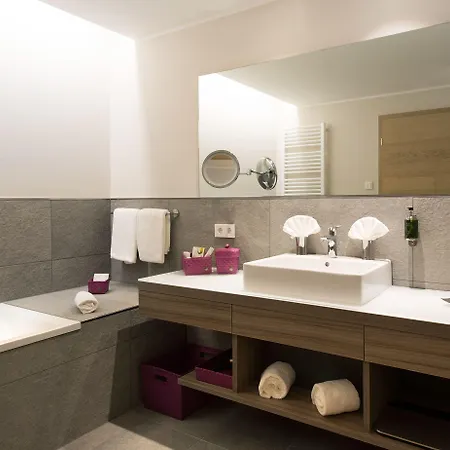 Bio- Und Wellnesshotel Alpenblick